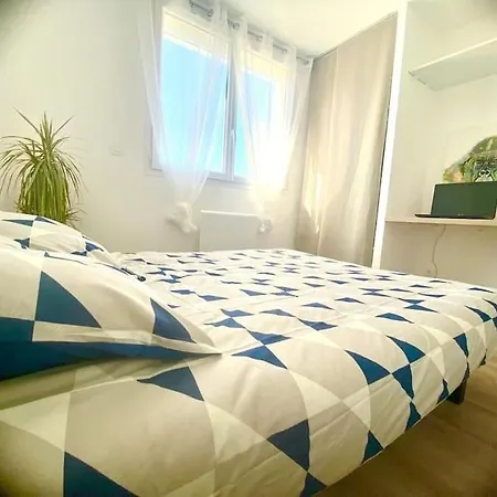 *superbe Moderne* * 卢德