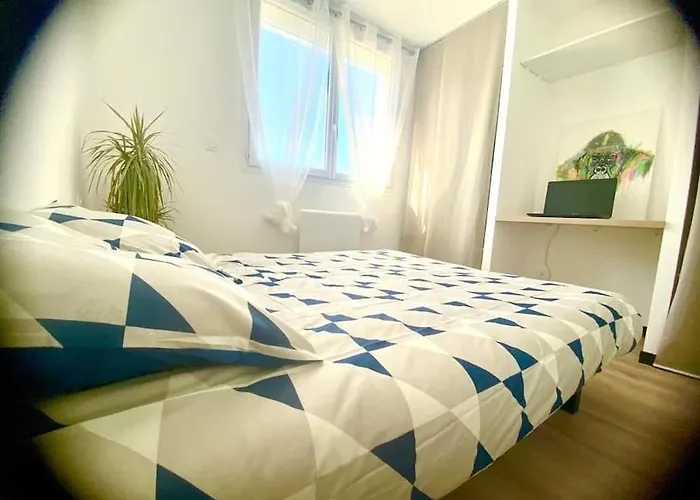 *superbe Moderne* * 卢德