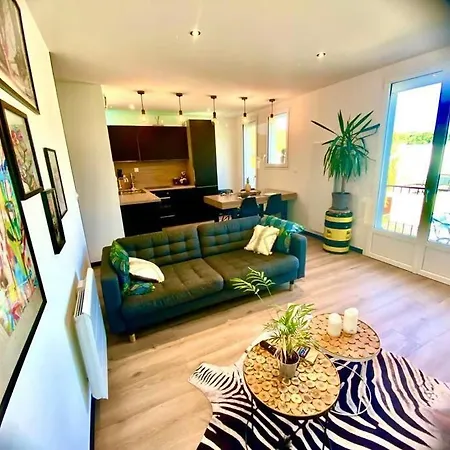 *superbe Moderne* *
